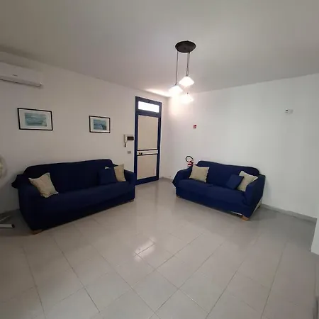La Casa Del Delfino Apartment *